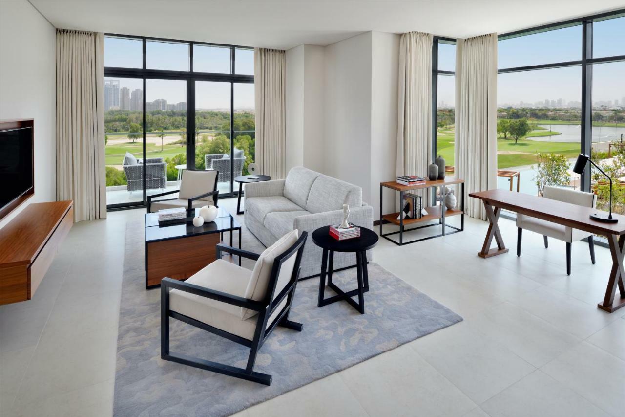 Vida Emirates Hills 4* Дубай
